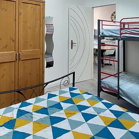 Awesome In With Wifi Apartment Vayres (Gironde)
