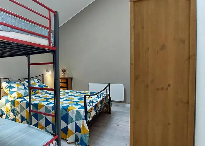 2 Bedroom Cozy In Apartamento *